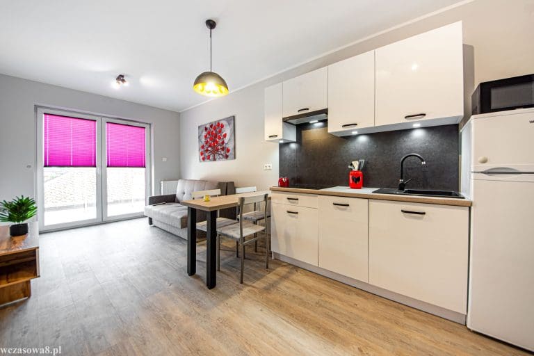Apartament z aneksem kuchennym w Wczasowej 8